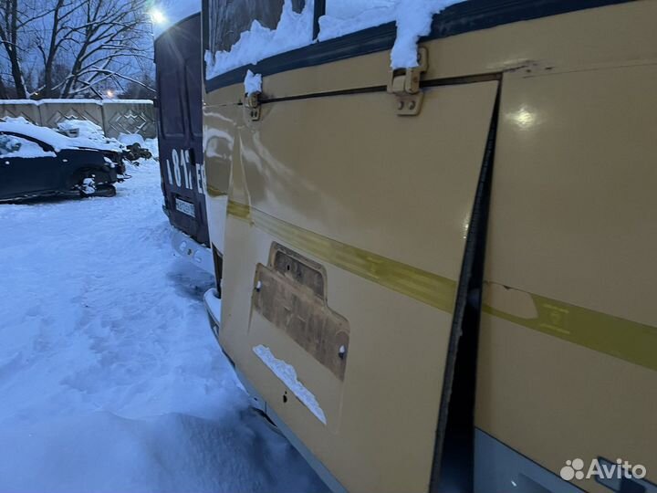 Крышка багажника паз 32053