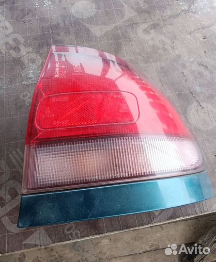 Фонарь задний правый mazda 626 GE