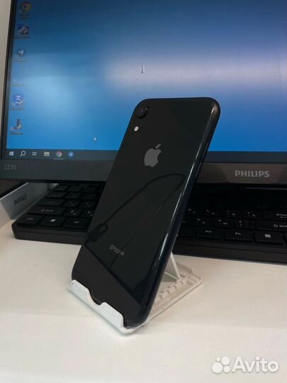 iPhone Xr, 64 ГБ