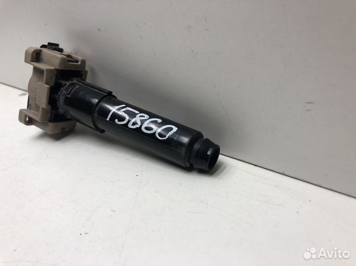 Форсунка омывателя фары Toyota Land Cruiser 150