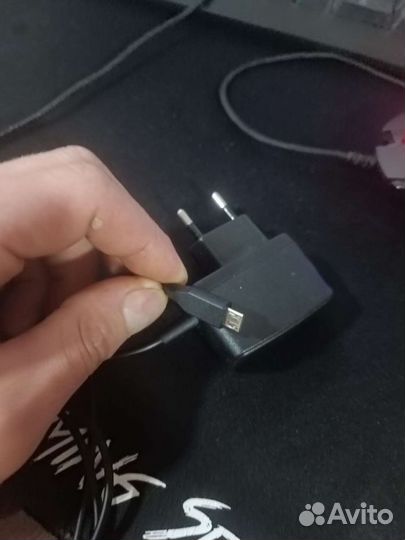 Зарядное устройство micro usb