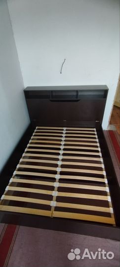 Кровать двуспальная 160х200