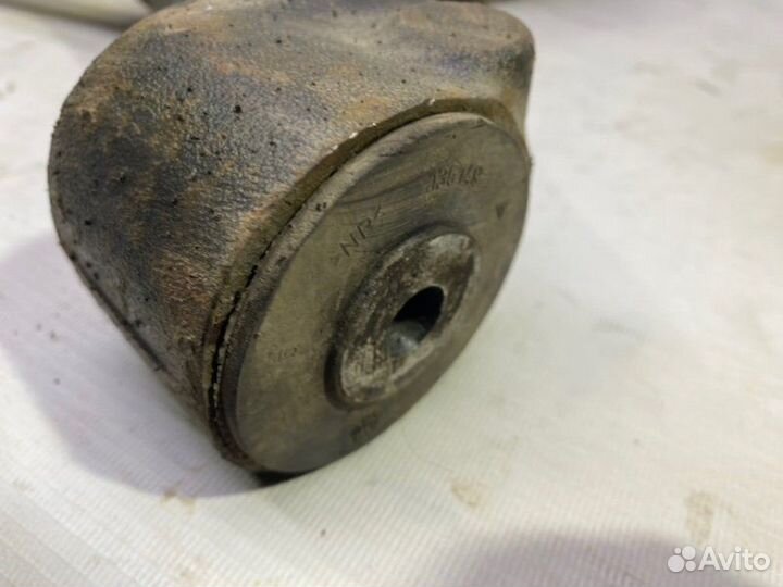 Рычаг передний правый Mercedes-Benz Gl-Class X164