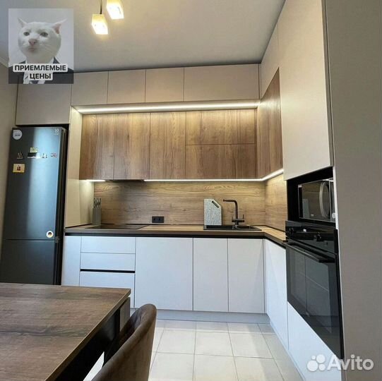 Кухонный гарнитур угловой