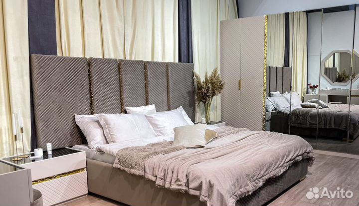 Спальный гарнитур Грация 6 дв