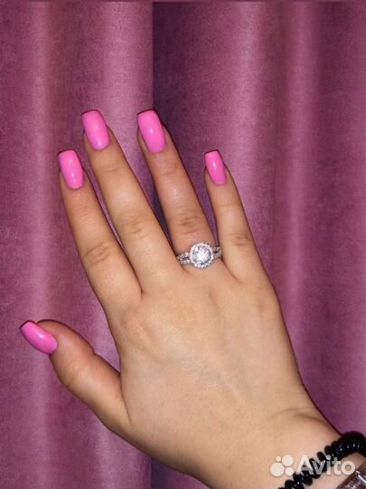 Коррекция наращённых ногтей