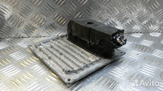 Блок управления двигателем ford focus 2 (93D13PF01