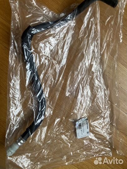 Шланг печки входной Tahoe Escalade 4 84919464