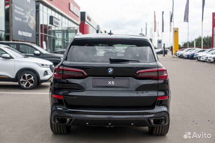 BMW X5 3.0 AT, 2022