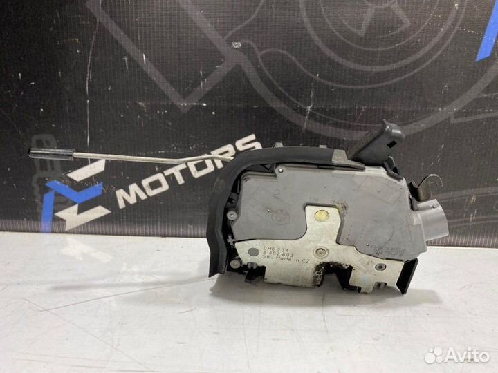 Замок двери задний левый Bmw X5 E53 M54B30 2004