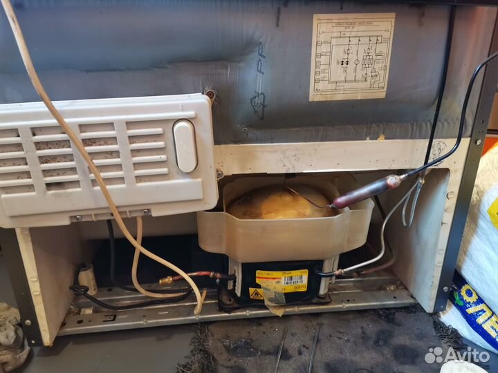 Мастер по ремонту холодильников