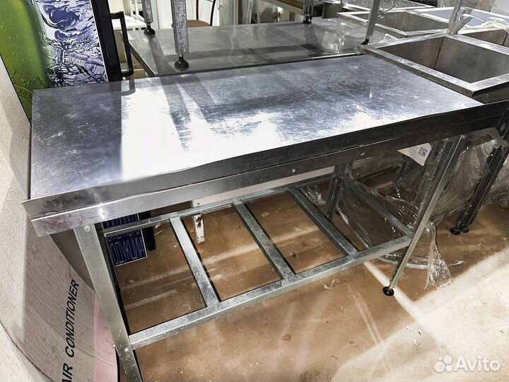 Стол из нержавеющей стали, 1500мм х 600мм, борт