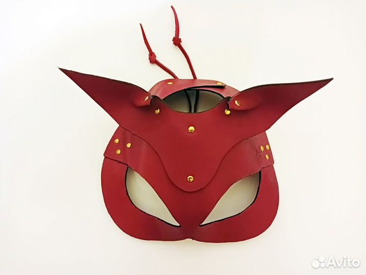 Маска из натуральной кожи + брелок сердечко