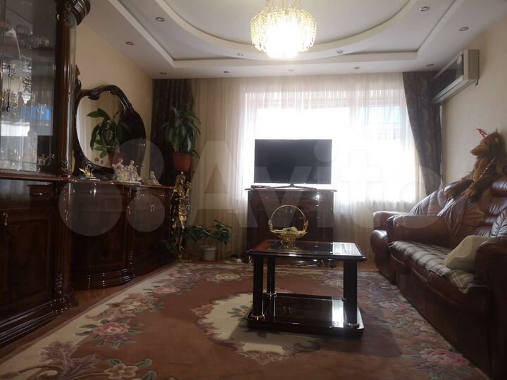 4-к. квартира, 80 м², 6/9 эт.