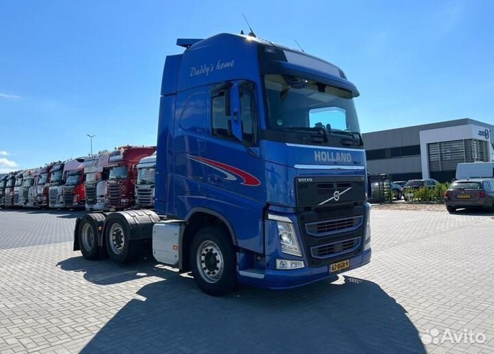 Pазбираем грузовик Volvo FH с 2013