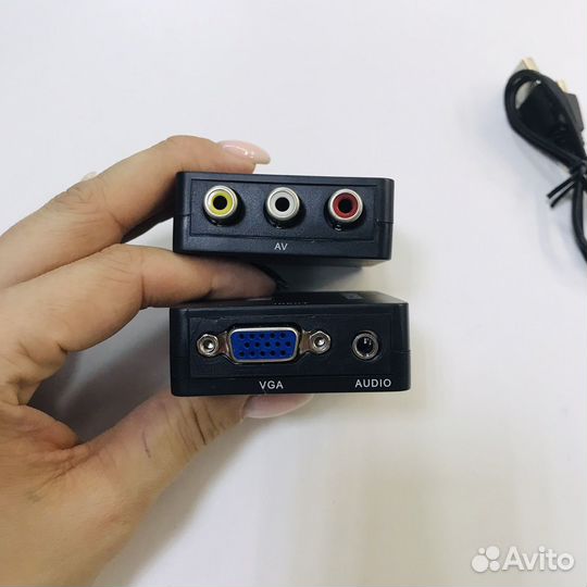 Конвертер с VGA на 3xRCA (1080P) H130