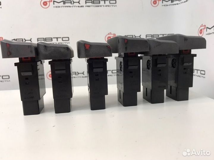 Б/У Кнопка аварийного сигнала Hyundai Accent LC