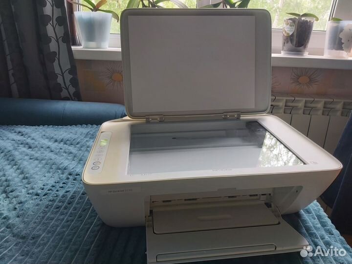 Цветной лазерный принтер, мфу HP 2710