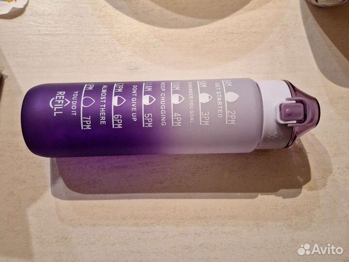 Спортивная бутылка для воды