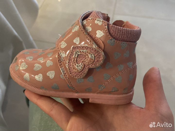 Ботинки для девочки