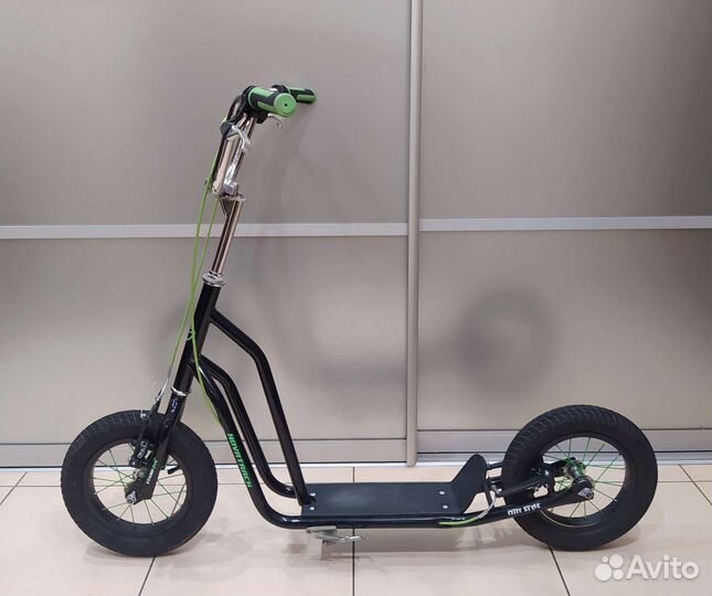 Самокат Novatrack Stamp N1