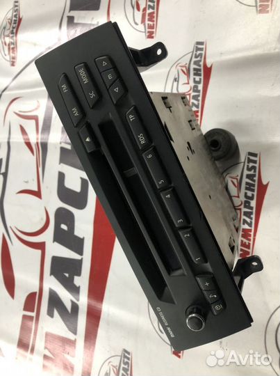 Магнитофон на bmw E90 E92