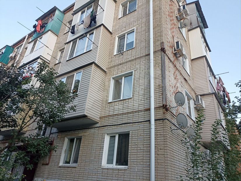 2-к. квартира, 40 м², 3/5 эт.