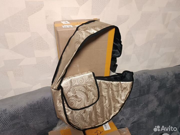 Переноска для кошек и собак