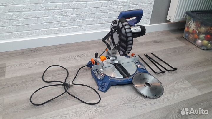 Торцовочная пила Dexter аренда