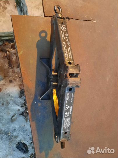 Домкрат штатный Nisan Micra