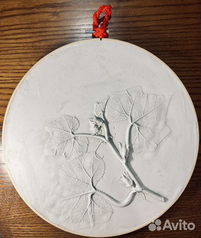 Ботанический барельеф, гипсовое панно