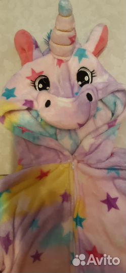 Новогодние костюмы: тигра, единорога