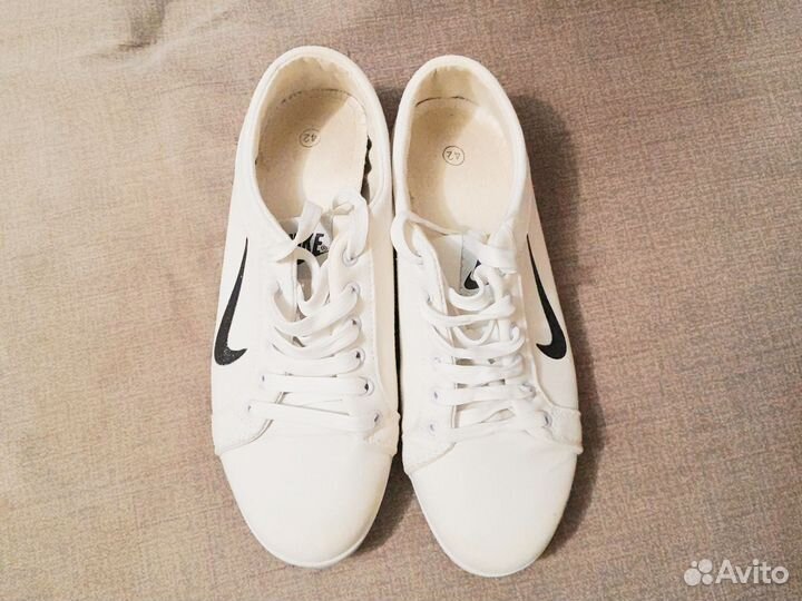 Кроссовки nike