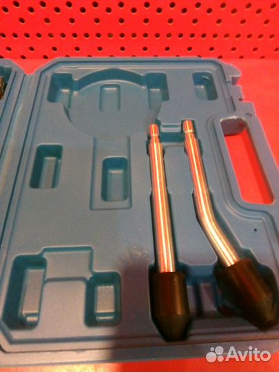 Компрессометр для бензиновых двигателей, 8пр.кейс