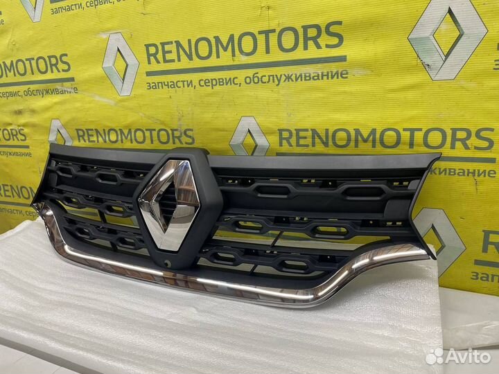 Решетка радиатора Рено Дастер 2
