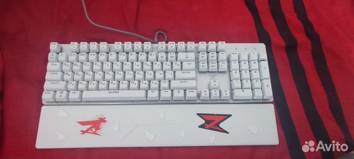 Игровая механическая клавиатура Zet