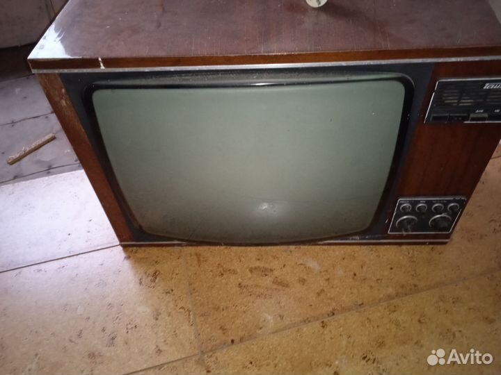 Телевизор Tauras, Таурас 211