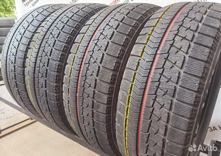 Bridgestone Blizzak VRX 215/55 R17 102H