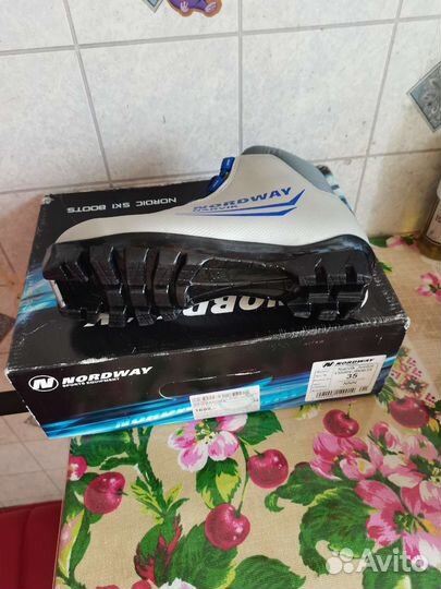 Лыжные ботинки детские