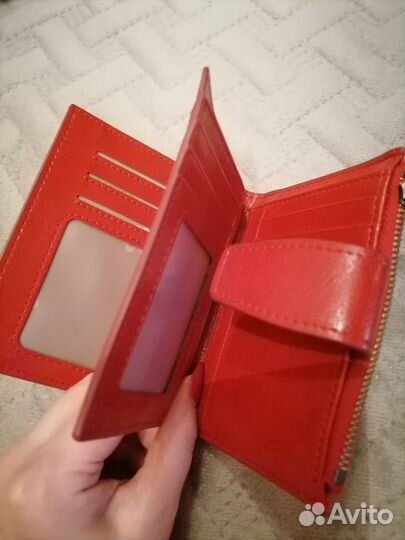 Кошелек женский натуральная кожа красный