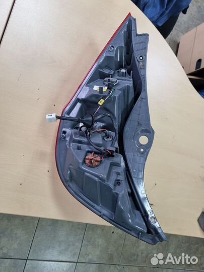 Фонарь задний правый. Хендай солярис хэтчбек