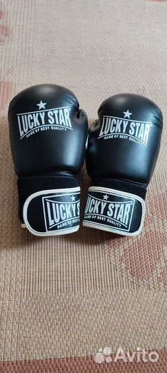 Боксерские перчатки 10 oz