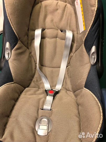 Детское автокресло maxi-cosi и крепление easyFix