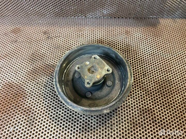 Ступица задняя Ford Focus 1 легковой 2003