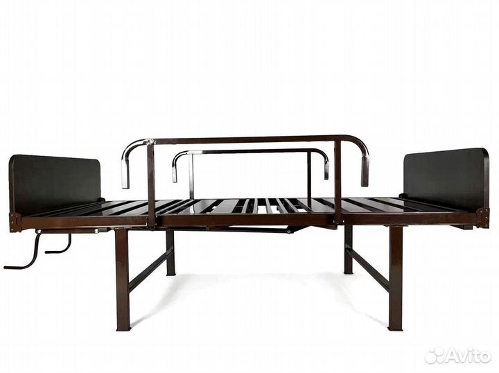 Медицинская кровать для ухода за больными