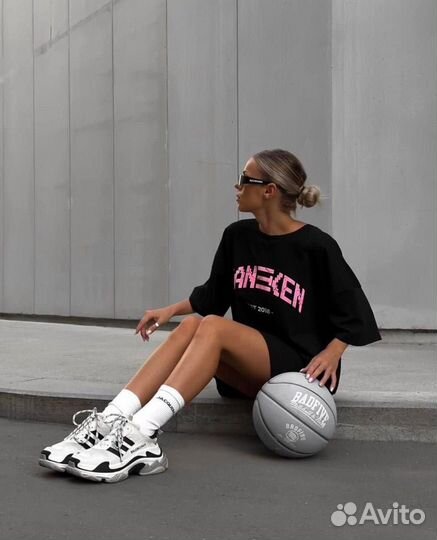 Футболка женская оверсайз