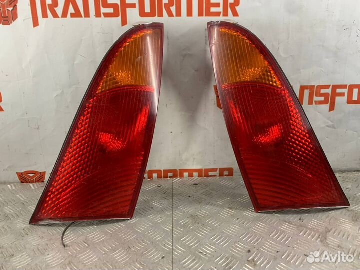 Фонарь левый хэтчбек Форд Фокус 1