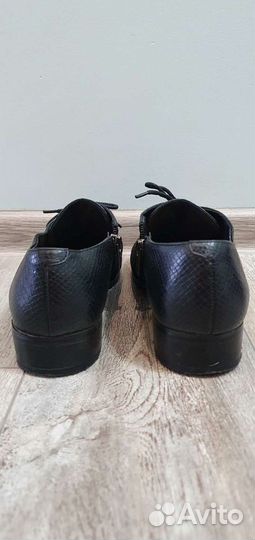 Туфли женские