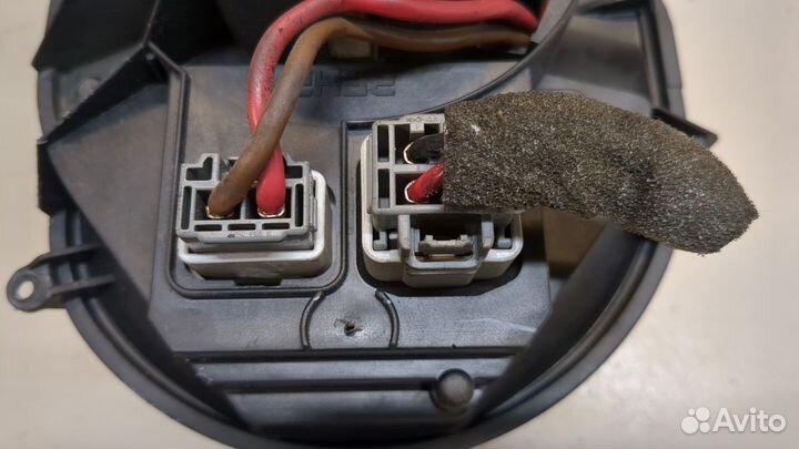 Двигатель отопителя Volvo XC90