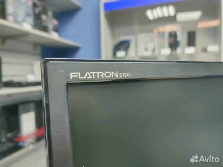 Монитор LG Flatron E1941S 19 дюймов